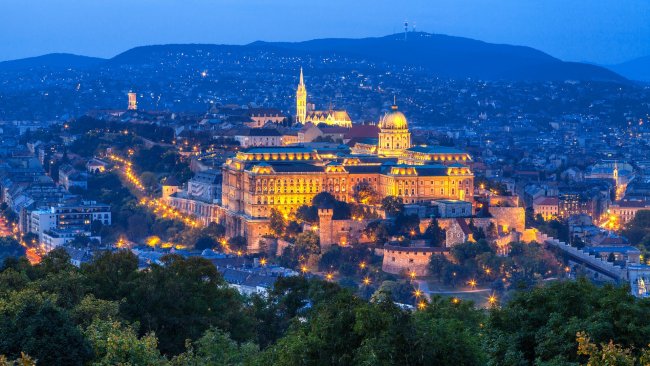 Mosca salva Budapest