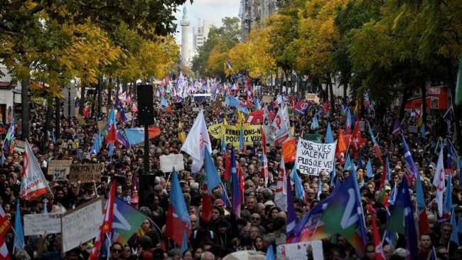 Si allarga la protesta: tornano i gilet gialli?