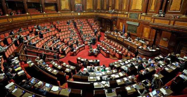 La maggioranza del centro-dx al Senato scende da 116 a 106 senatori
