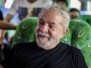 Lula, il presidente-operaio torna a guidare la prima economia dell’America