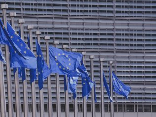 Bruxelles propone la riforma del Patto di stabilità (che in 22 anni ...)