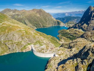 A 2000 metri di altitudine c’è un’enorme batteria ad acqua