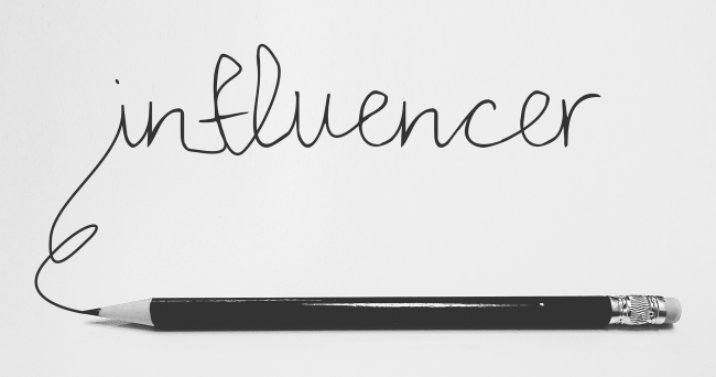8 influencer della finanza sotto accusa